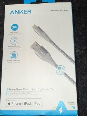 Anker White and Blue PowerLine+ II Lightning Cable Packaging